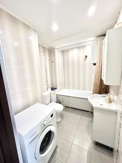 Beauty Studio In Center Apartamento Chisináu Exterior foto